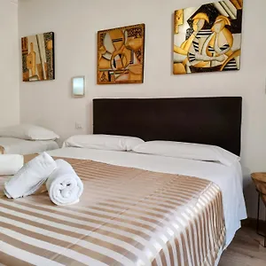 https://residenza-martin.it-tuscanyhotel.com