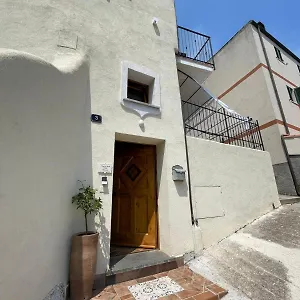 https://a-burg-du-muntin.hotelitalianriviera.com