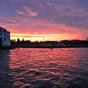  Appartamento Harry's Canal View Italia