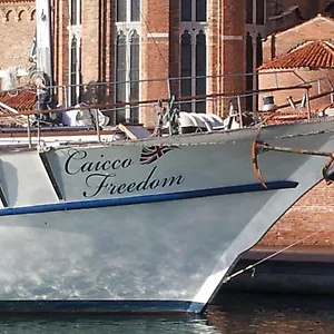 Boat & Breakfast Caicco Freedom Italia